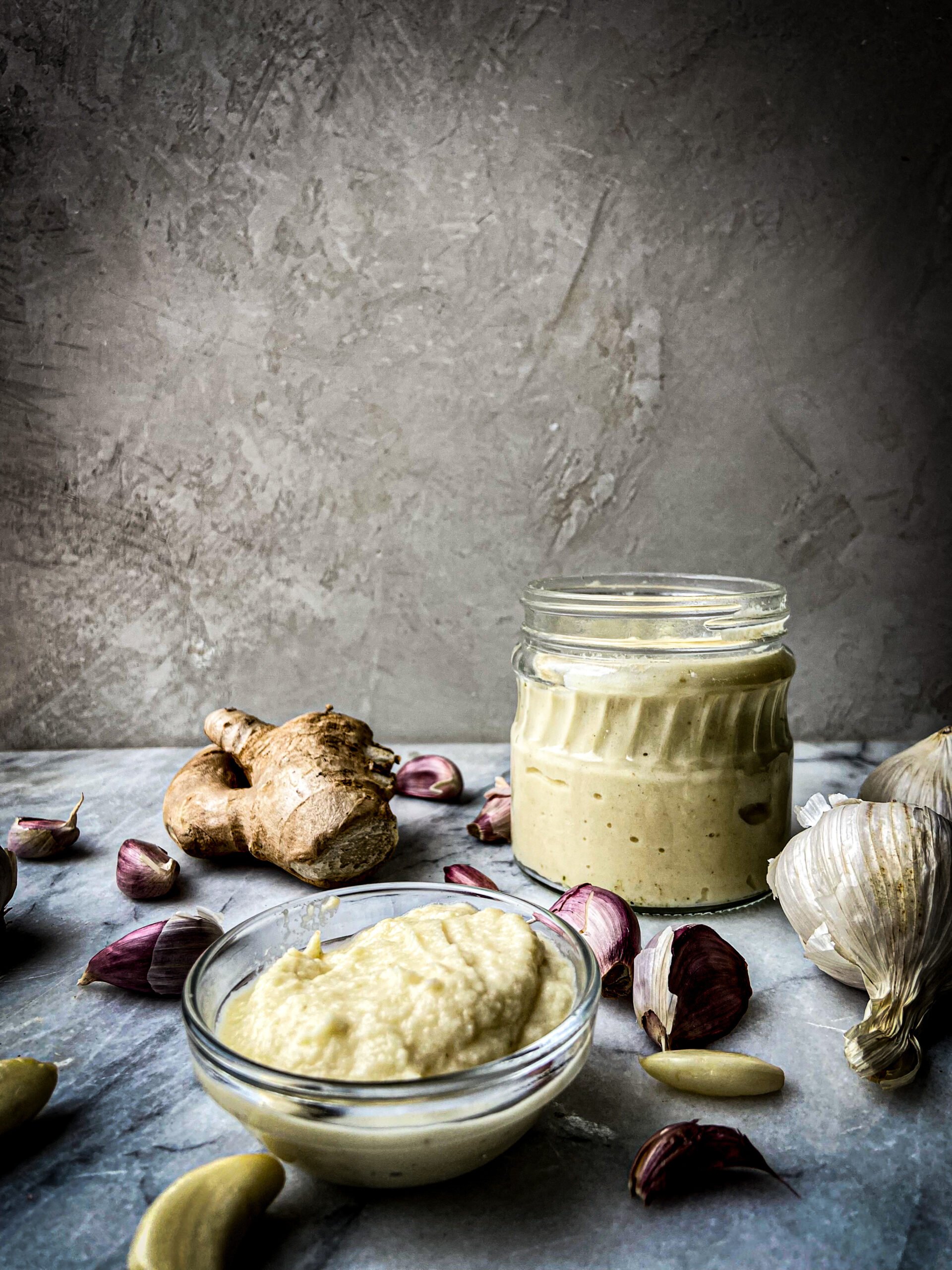 5Minute Homemade Ginger Garlic Paste Two Cloves In A Pot